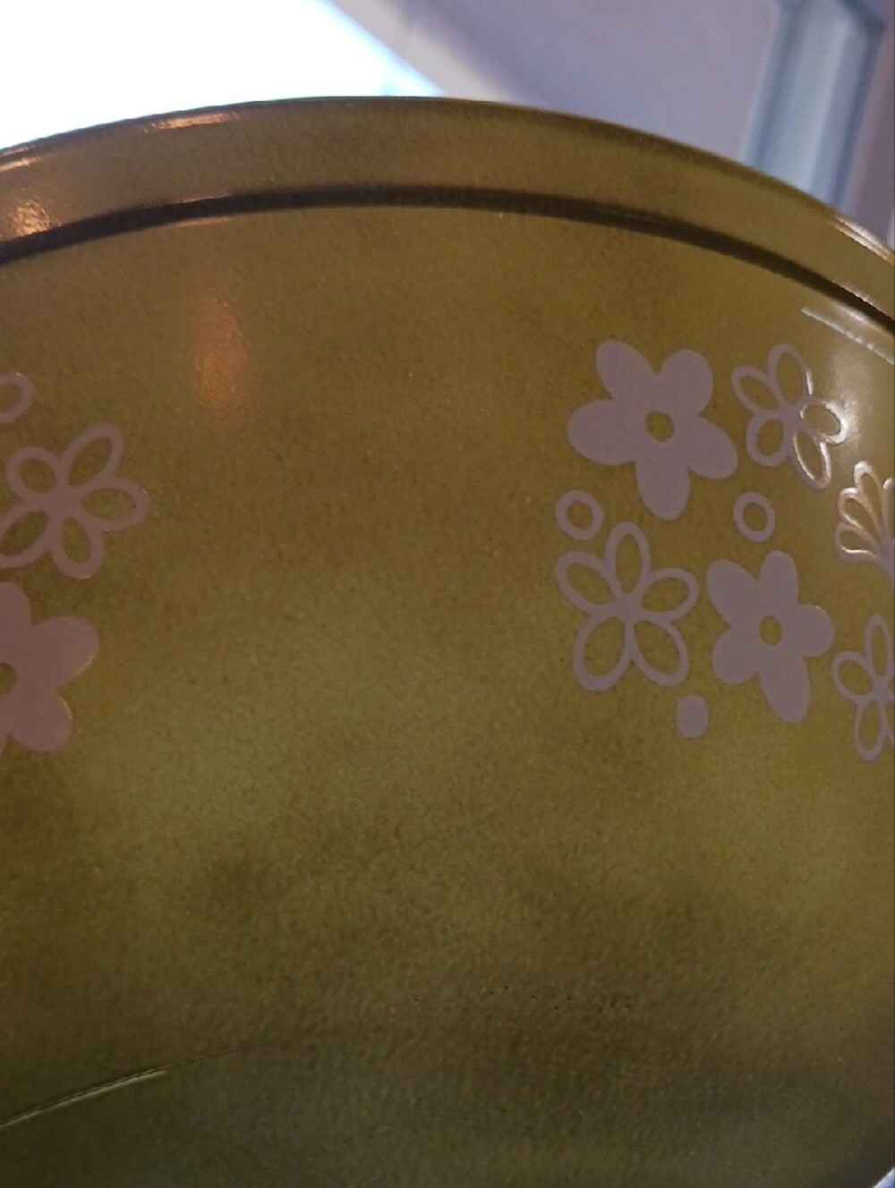 Pyrex ~ Spring Blossom Green 2.5 qt bowl - Picture 12 of 14